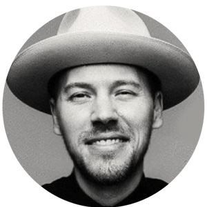 Lee Steffen
Creative Director & Photographer