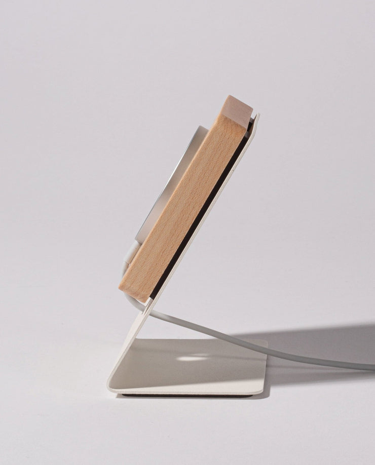 Warehouse Item - Gather MagSafe Phone Stand (1x1 - White/Maple) Warehouse Ugmonk