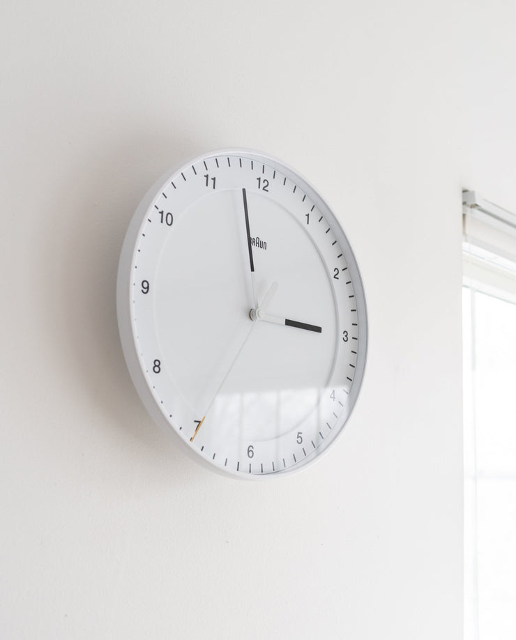 Braun Wall Clock (White) Braun Ugmonk