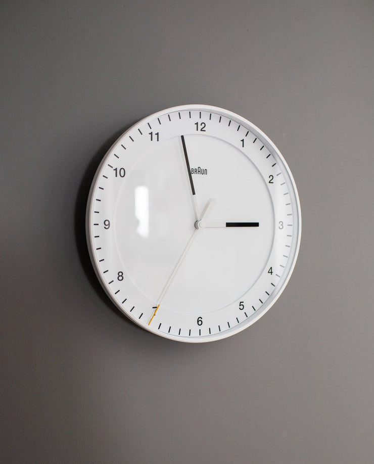 Braun Wall Clock (White) Braun Ugmonk